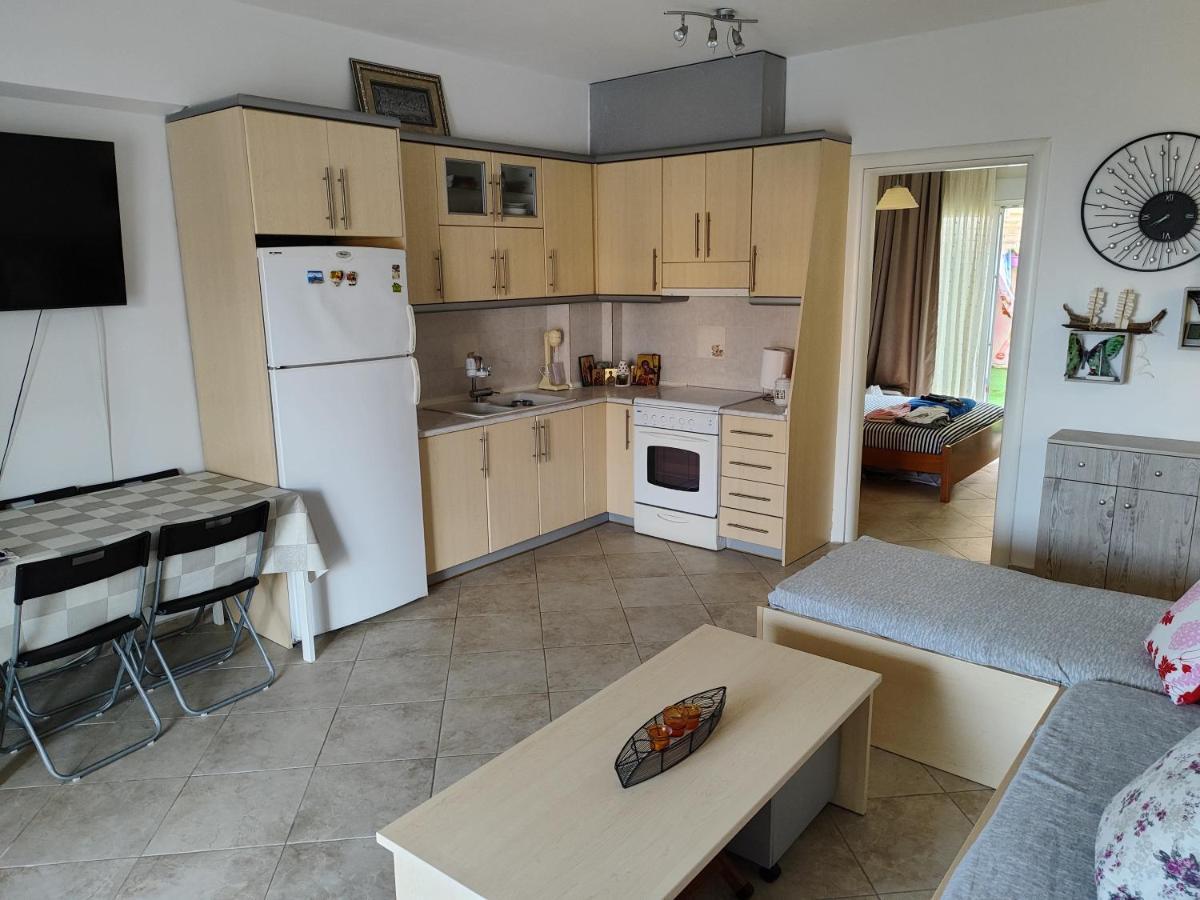 Λελα Apartman Kriopijí Kültér fotó