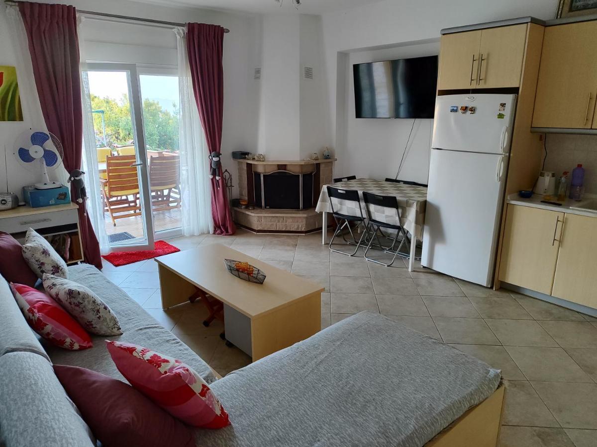 Λελα Apartman Kriopijí Kültér fotó